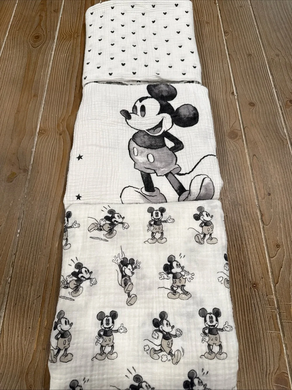 Pottery Barn Kids Disney Mickey Mouse Organic Cotton Muslin Blankets 3pc HTF